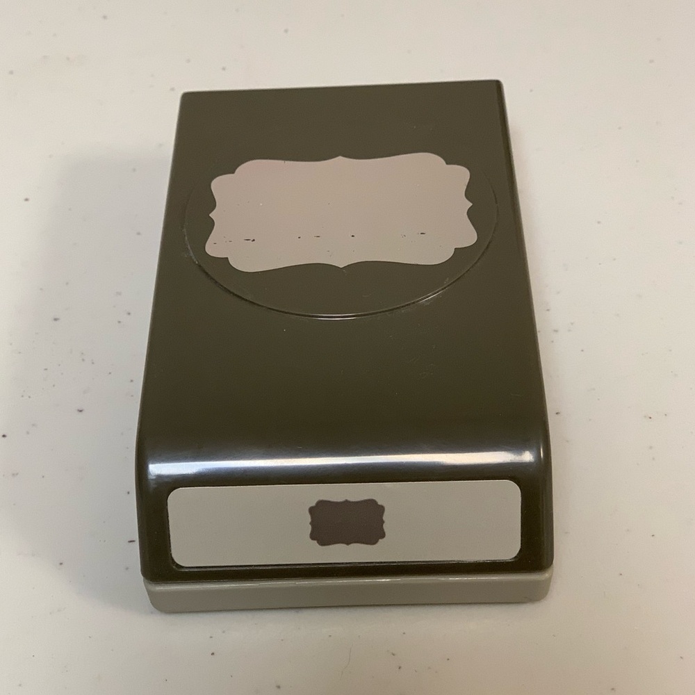 Stampin Up! Decorative Label Punch Craft Note Card Cutter Scrapbook Art Project